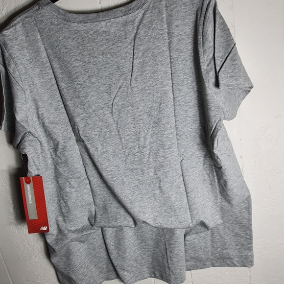 Womens New Balance Shirt - Picture 5 of 7